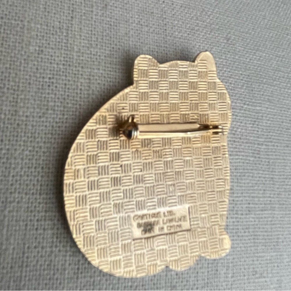 Barbara Lavallee @Artique LTD,  enamel Kitty Cat Pin Brooch - Picture 6 of 9